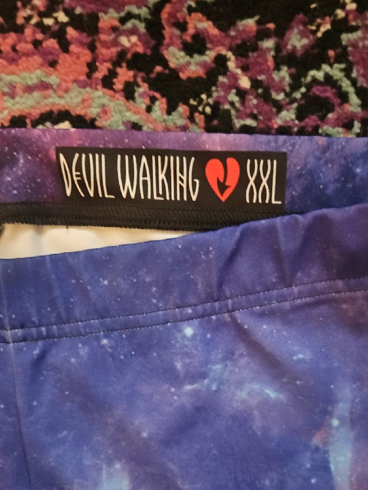Octopus-Print Women's Performance Leggings - Purple/Black — image 2 of 3